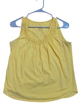 Source Unknown Yellow Sleeveless Smocked Neck Tank Top
